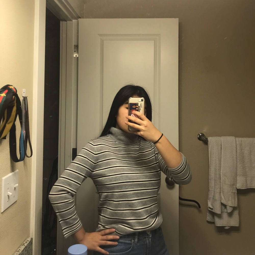 Tommy Hilfiger sweater